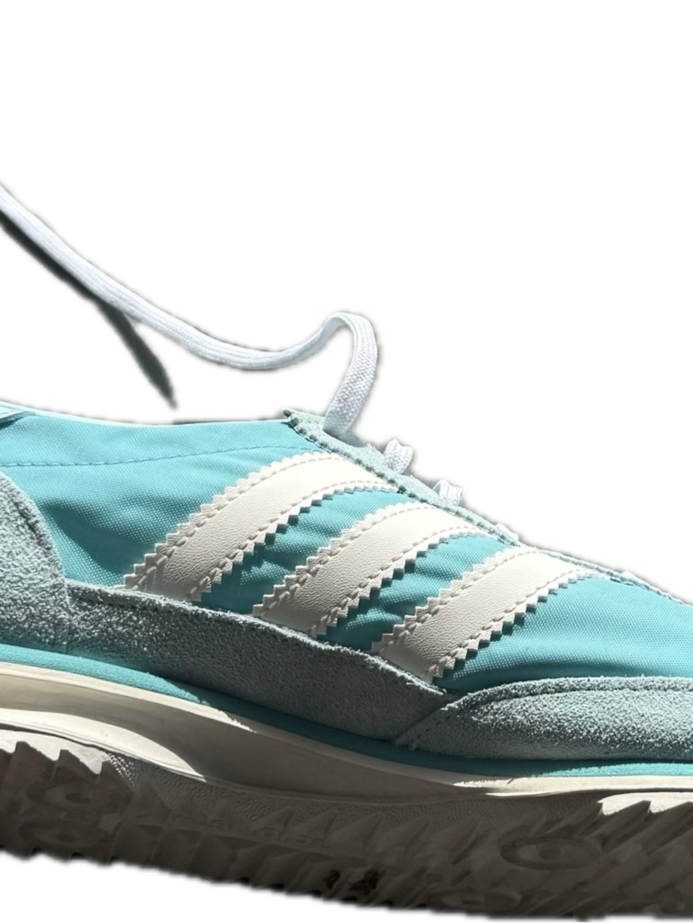 adidas SL72 Aqua and White Retro Low-Profile Trainers - Picture 4 of 4